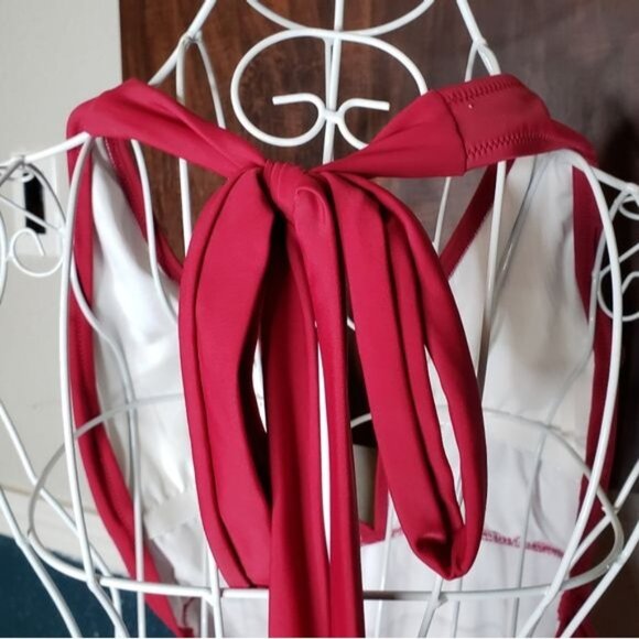 NWT CUPSHE Deep V Neck One Piece Swimsuit Size Medium - Picture 5 of 12